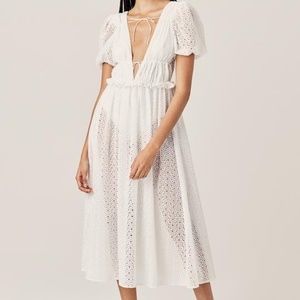 For Love & Lemons Cosmo White Maxi Lace Dress Size Medium